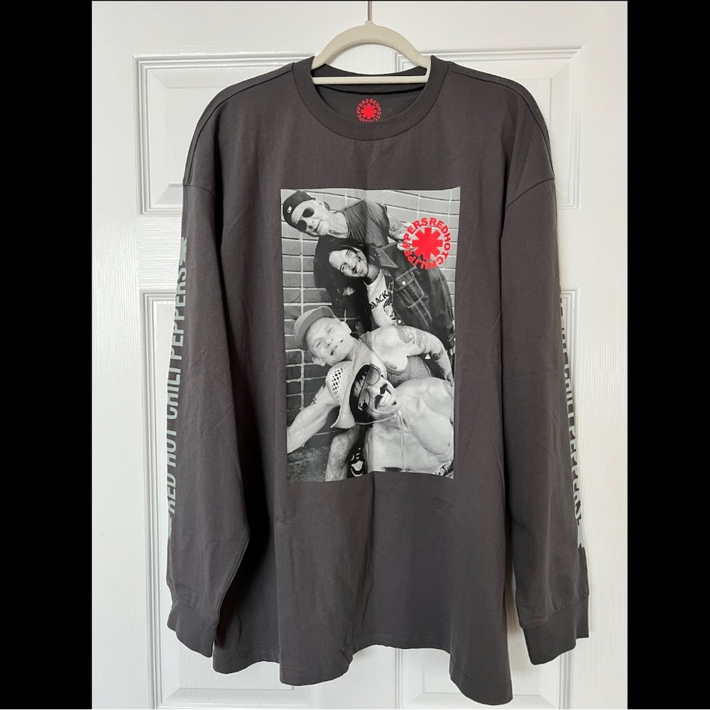 Red Hot Chili Peppers Long Sleeve Unlimited Love